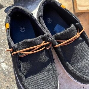 Boys Canvas SlipOn Shoes Black Size 11.5